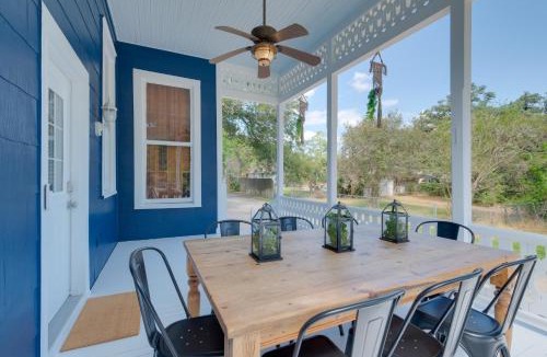 Columbus House | WFH Friendly: Abode w/Balcony in Columbus!