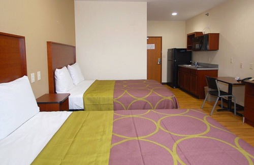Plainfield Hotel | White House Suites
