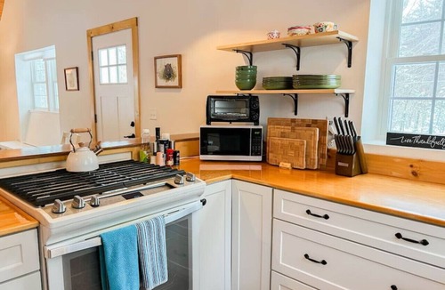 Fryeburg Cabin | White Mountain Dream Cabin | 4 Acres + Hot Tub