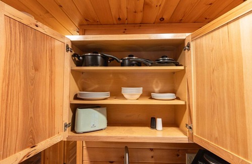 Bethlehem Cabin | White Mountains Pet Friendly Cabin Near Lake