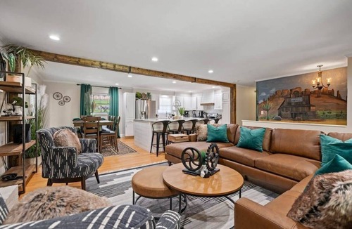 Candler House | Wild West Pool Sportcourt Hot Tub Fire Pit