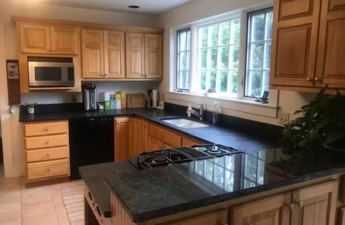Williston North House | Williston House - 20-45M To Burlington, Ski Areas
