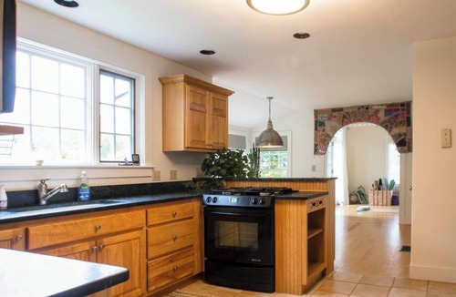 Williston North House | Williston House - 20-45M To Burlington, Ski Areas