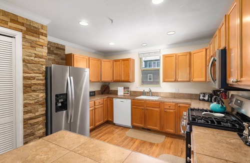 Basalt House | Willits Lakeside Townhome, 18 miles to Aspen