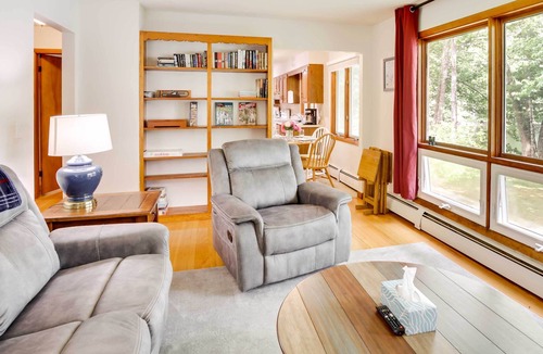 Winthrop House | Winthrop Waterfront Vacation Rental w/ Gas Grill!