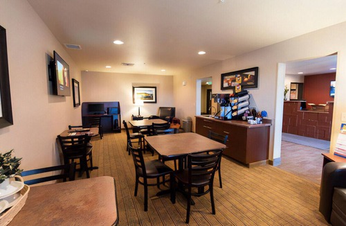 Midtown Anchorage House | Wonderful Space near Fun Activities for Families