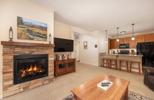 Silvercreek Condo | Wonderfully decorated and pet friendly two-bedroom,
