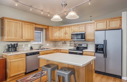 Fairbanks House | 'Wondrous Willow' Dog-Friendly Home in Fairbanks!