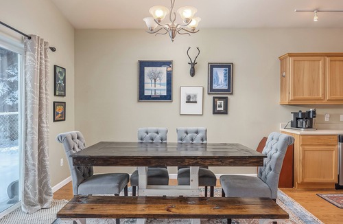 Fairbanks House | 'Wondrous Willow' Dog-Friendly Home in Fairbanks!
