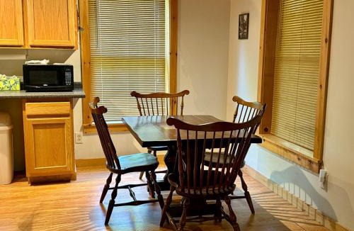 Burnham House | Woodland Getaway