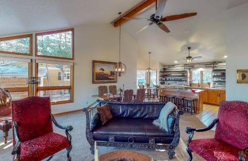 Greeley House | Work & Play! Spacious Lake-View Home in Greeley