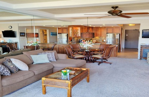 Kaanapali Condo | WOW! - WHALER's BEST STUDIO - Posh Remodel-10th Fl.- PANORAMIC Ocean Views!