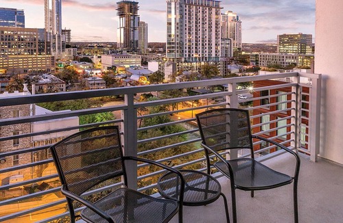 Civic District Condo | Wyndham Austin - 2 Bedroom Deluxe