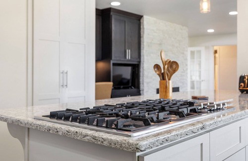 Yakima House | Yakima Valley Views with Pool and Sauna