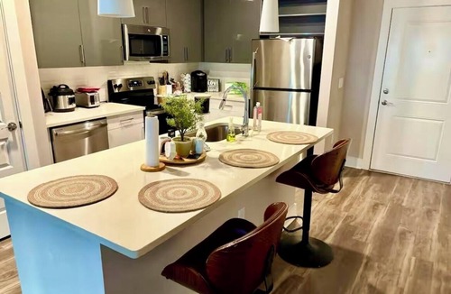 Sandy Springs Apartment | YJKy Luxuries