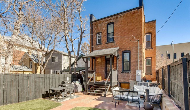 1 Mi to Coors Field: Cozy Denver Studio w/ Patio!