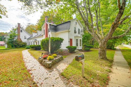 1 Mi to Main St Fryeburg: Historic Family Home