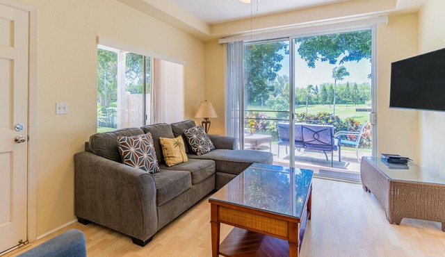 2 Bed, 2 Bath Ground Floor Condo on the Golf Course (FW 18C)