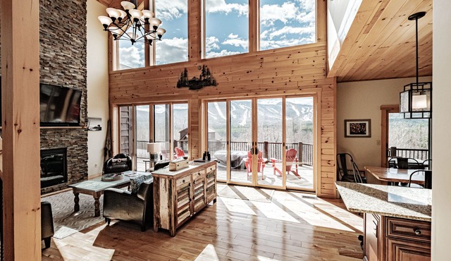 2 miles within Sunday river, mountain side house