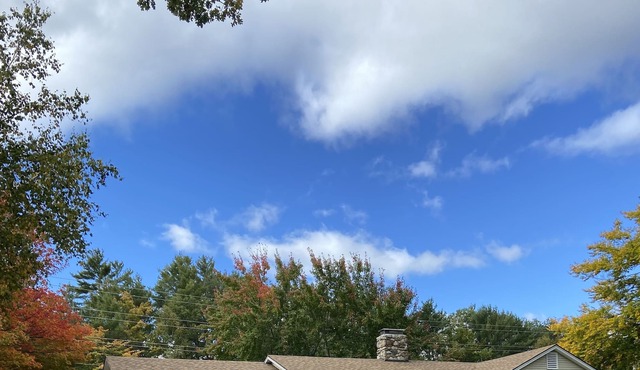 3 BR lake house minutes from ski resorts