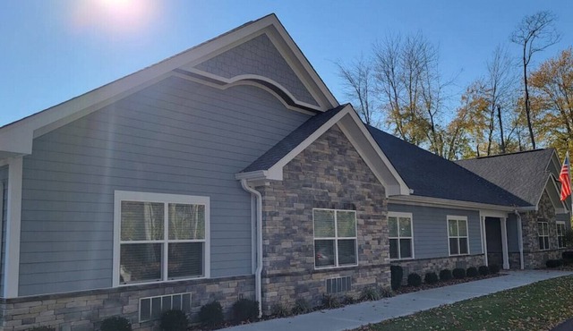 7901 State Route 48 · 10 Master Suite Bedrooms, Event Space, Sleeps 20+