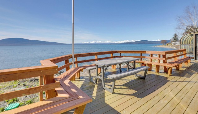 9 Mi to Mendenhall Glacier: Waterfront Juneau Home