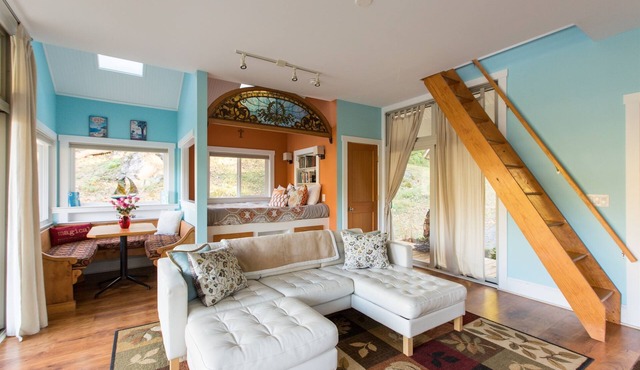 A Perfect Romantic Escape! Enjoy relaxing with private pond/waterfall/hot tub. in Front Royal