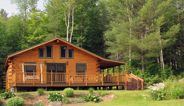 A Space of One's Own - Beautiful Log Home