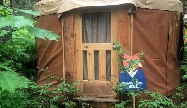 Alaskan Yurt Glamping, Perfect for a Getaway near Seward