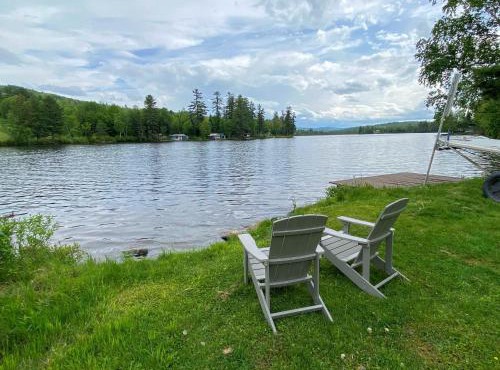 Amazing lakefront home in the White Mountains with game room theater 51PR