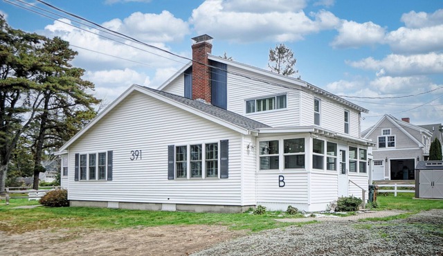 Anchor Down Beach Cottage B| Pet Friendly|Bayley Vacation Rentals