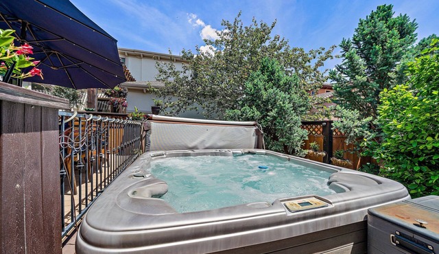 Basement Retreat w/Hot Tub! Gnome Sweet Gnome!