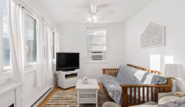 Beach Side Cottage in Narraganset