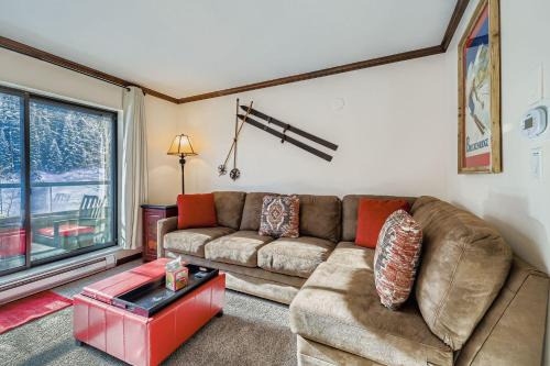Beaver Run Resort- Building 4 Studio- Slope-side Balcony-4233