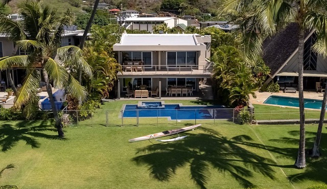 Best and Newest Beachfront Listing in Honolulu