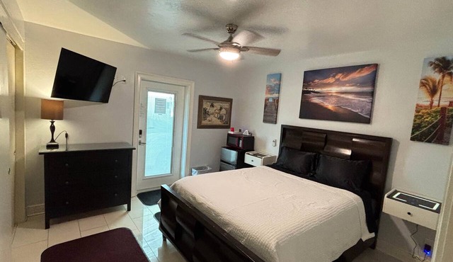 Billy's Resort -Men only-Clothing optional-Fantasy Bungalow