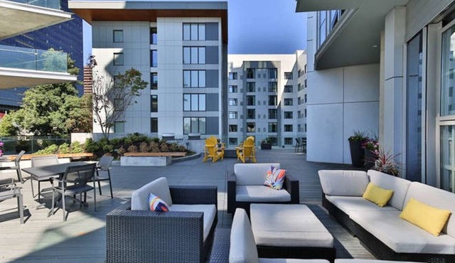Blueground | Bellevue, pool & w/d, nr park