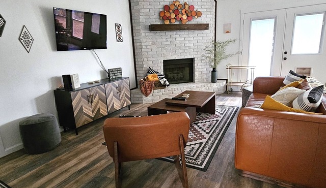 Breathe Easy Here in Buda, 3 bedroom/2 full bathrooms