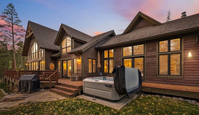 Breckenridge 121 - Five Bedroom Villa, Sleeps 12