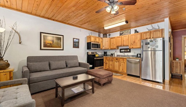 Bugle Pointe B16 by Estes Park Condos