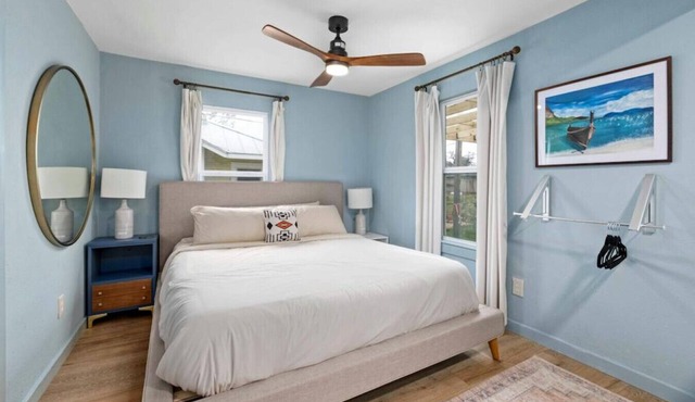 Central Eastside Room with Private Bathroom