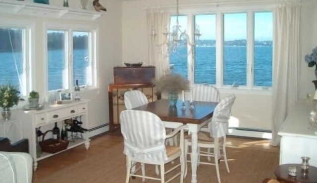 CHARMING GETAWAY!!!!