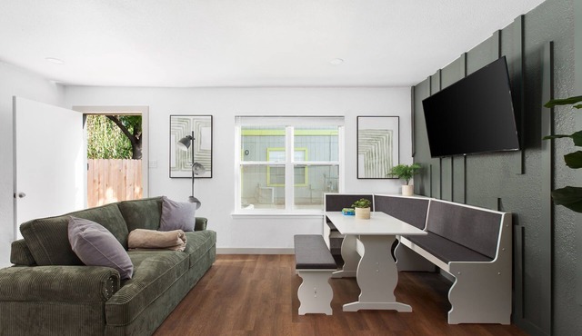 Chic 2BR Escape Sleeps 8 w Private Patio