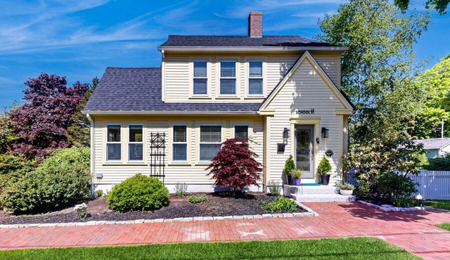 Classic New England Retreat in the Heart of Boothbay Harbor