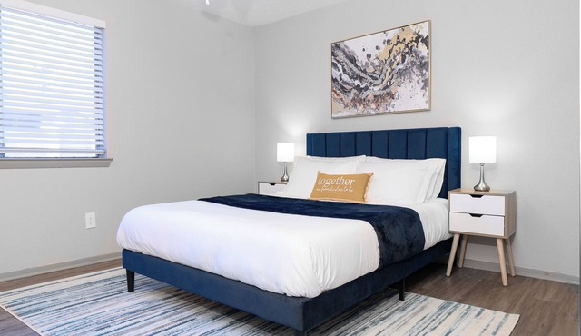 Comfy 1BR in SoLa 5 Minutes to Downtown with Free Parking