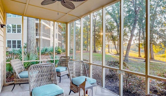 Condo in the Heart of Sunset Beach 2