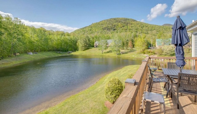 Condo on the Pond! Hot Tub &Pool