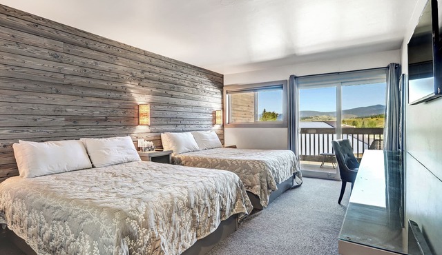 Convenient Location | Elk Horn Lodge 304