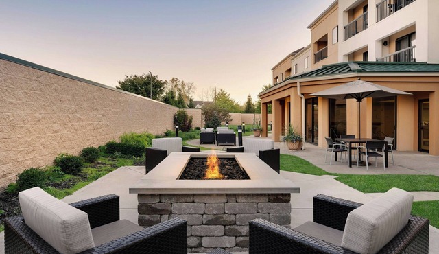 Courtyard by Marriott Indianapolis South