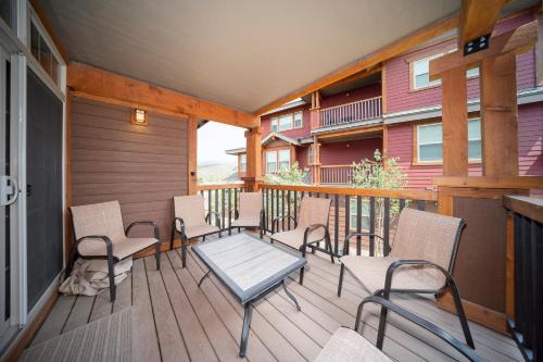 Cozens Pointe Building I Unit I201 by Stay Winter Park